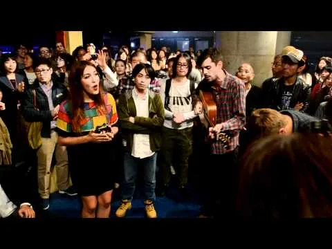 Thumbnail: My Girls (Animal Collective) — acústico entre el público